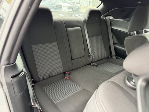 Used 2023 Dodge Challenger R/T w/ Blacktop Package image 33