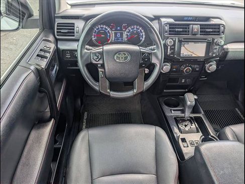Used 2019 Toyota 4Runner TRD Off-Road Premium AWD/4WD image 8