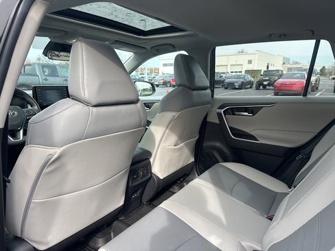Certified 2022 Toyota RAV4 XLE Premium image 30