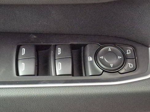 New 2026 Chevrolet Silverado 1500 LT image 14