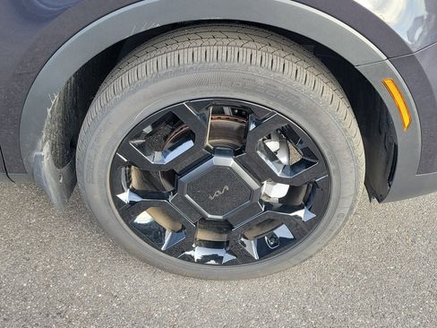 Certified 2025 Kia Sorento X-Line EX image 43