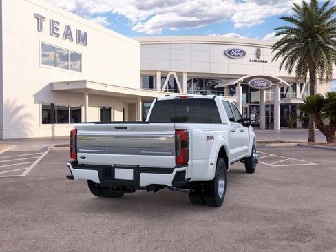 New 2026 Ford F450 Platinum w/ Platinum Plus Package AWD/4WD image 8