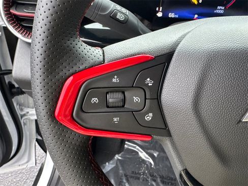 Used 2025 Chevrolet Trax RS w/ Driver Confidence Package image 26