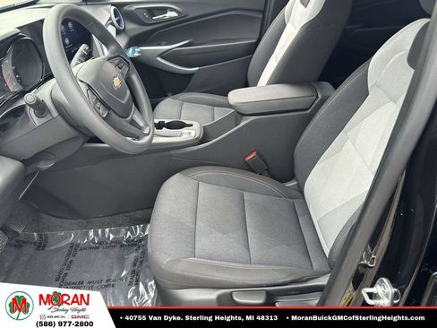 Certified 2024 Chevrolet Trax LS w/ LS Convenience Package FWD image 16