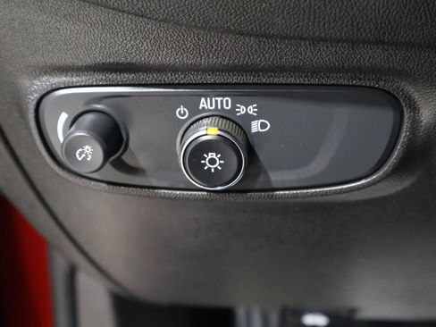 Used 2024 Chevrolet Equinox LT w/ LPO, Floor Liner Package image 35