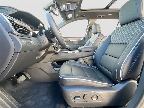 New 2026 GMC Acadia Denali w/ Super Cruise Package image 15