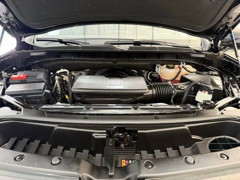 Used 2023 Chevrolet Tahoe High Country image 11