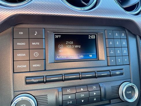 Used 2017 Ford Mustang Coupe image 13