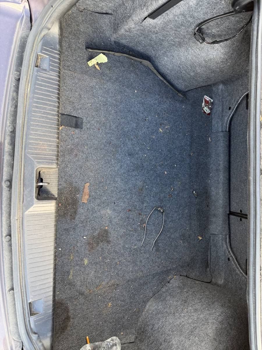 Used 2000 Saturn L-Series LS2 FWD image 23