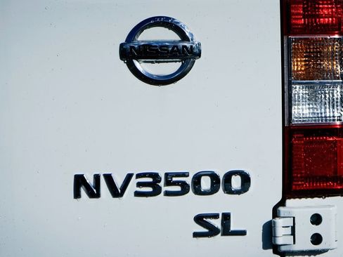 Used 2021 Nissan NV 3500 SL image 50