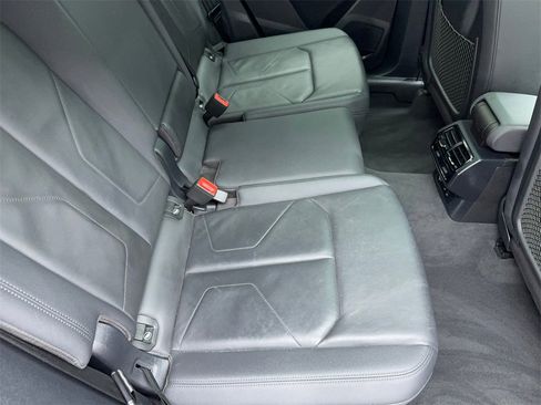 Used 2021 Audi Q3 2.0T Premium w/ Convenience Package image 47