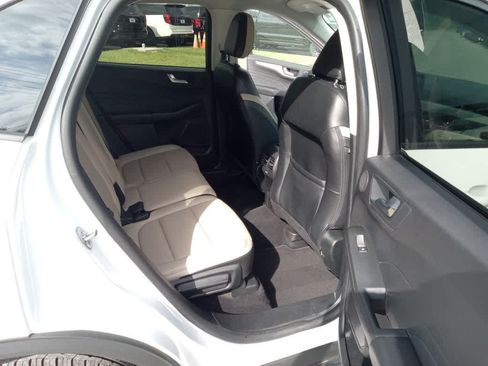 Used 2022 Ford Escape SEL w/ Technology Package AWD/4WD image 29