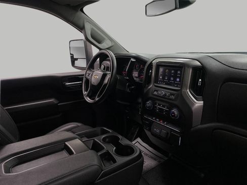 Used 2025 Chevrolet Silverado 2500 W/T w/ WT Convenience Package image 18