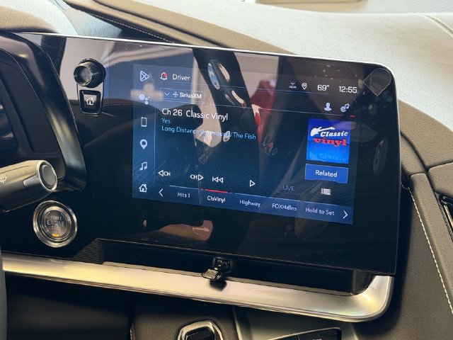 Used 2025 Chevrolet Corvette Stingray Preferred Cpe w/ Battery Protection Package RWD image 21