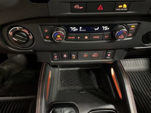 Certified 2023 Nissan Frontier PRO-4X w/ Pro-4X Premium Package AWD/4WD image 19