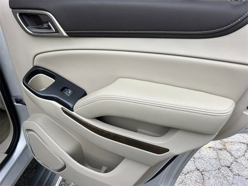 Used 2019 GMC Yukon Denali w/ Denali Ultimate Package image 14