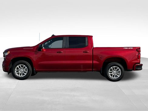Used 2023 Chevrolet Silverado 1500 RST image 2