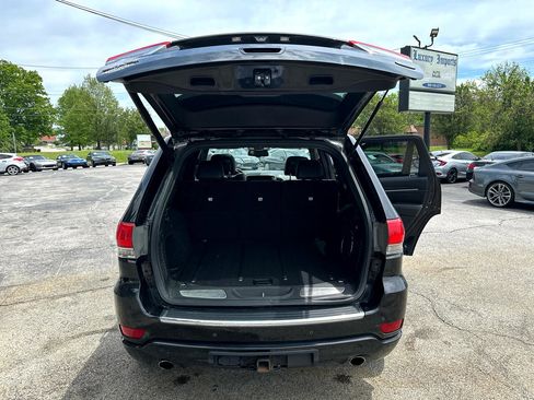 Used 2015 Jeep Grand Cherokee Overland w/ Advanced Technology Group image 26