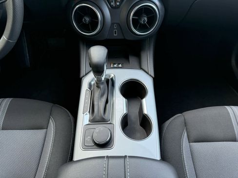 Used 2024 Chevrolet Blazer LT w/ Convenience Package image 10