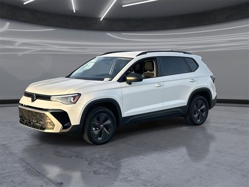 New 2026 Volkswagen Taos S image 3