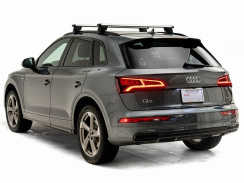 Used 2020 Audi Q5 2.0T Titanium Premium Plus w/ Premium Plus Package image 32