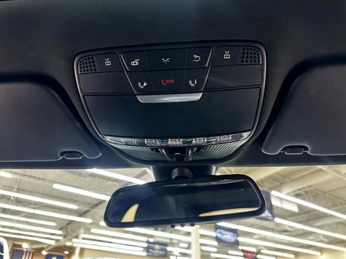 Used 2018 Mercedes-Benz C 300 Sedan image 25