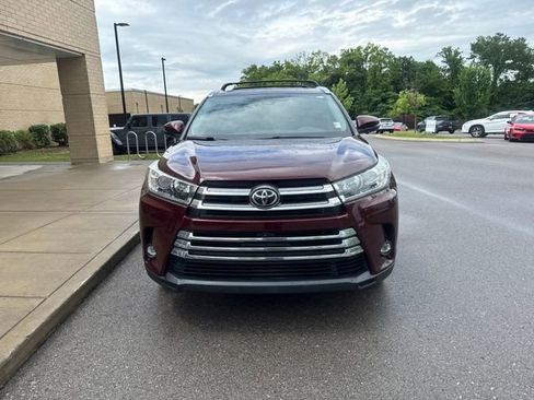 Used 2019 Toyota Highlander Limited Platinum AWD/4WD image 7