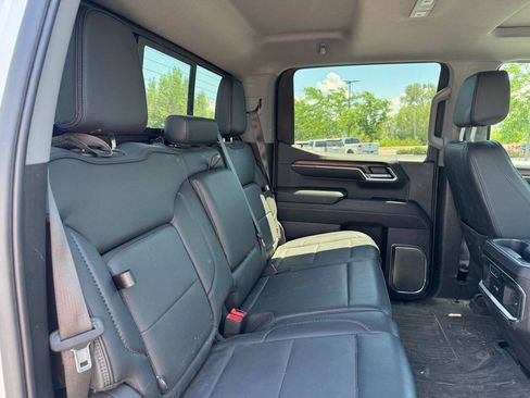 Used 2024 GMC Sierra 1500 Denali w/ Denali Reserve Package AWD/4WD image 14