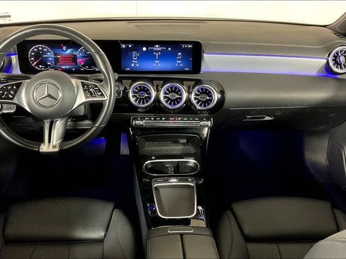 Used 2025 Mercedes-Benz CLA 250 image 15