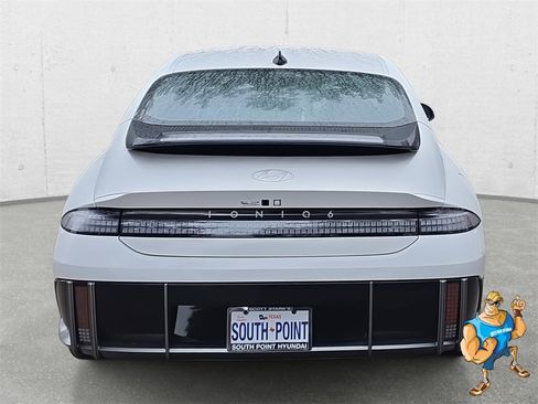 New 2025 Hyundai Ioniq 6 SE image 6