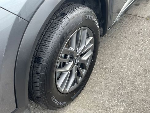 Used 2023 Nissan Rogue S AWD/4WD image 30