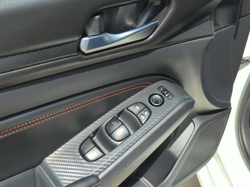 Used 2020 Nissan Altima 2.5 SR FWD image 8