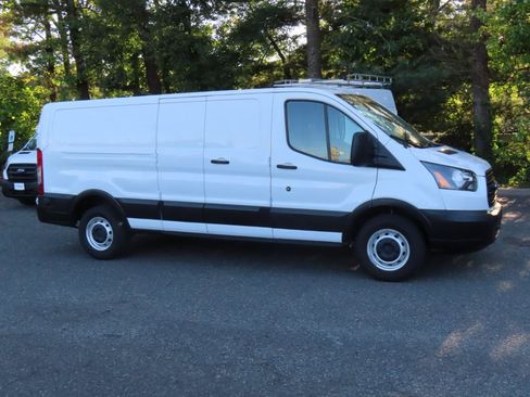 Used 2019 Ford Transit 250 148 Low Roof RWD image 21