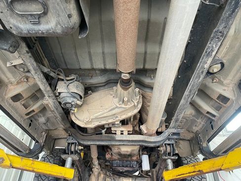 Used 2015 Ford F250 XLT w/ XLT Premium Package AWD/4WD image 32