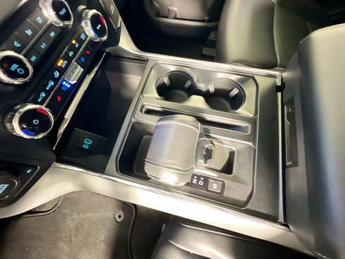 Used 2023 Ford F150 Lariat AWD/4WD image 26