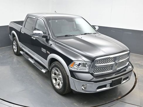 Used 2016 RAM 1500 Laramie w/ Convenience Group AWD/4WD image 13