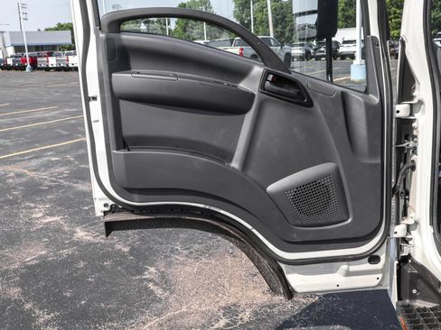 New 2025 Chevrolet Low Cab Forward 5500XG RWD image 32