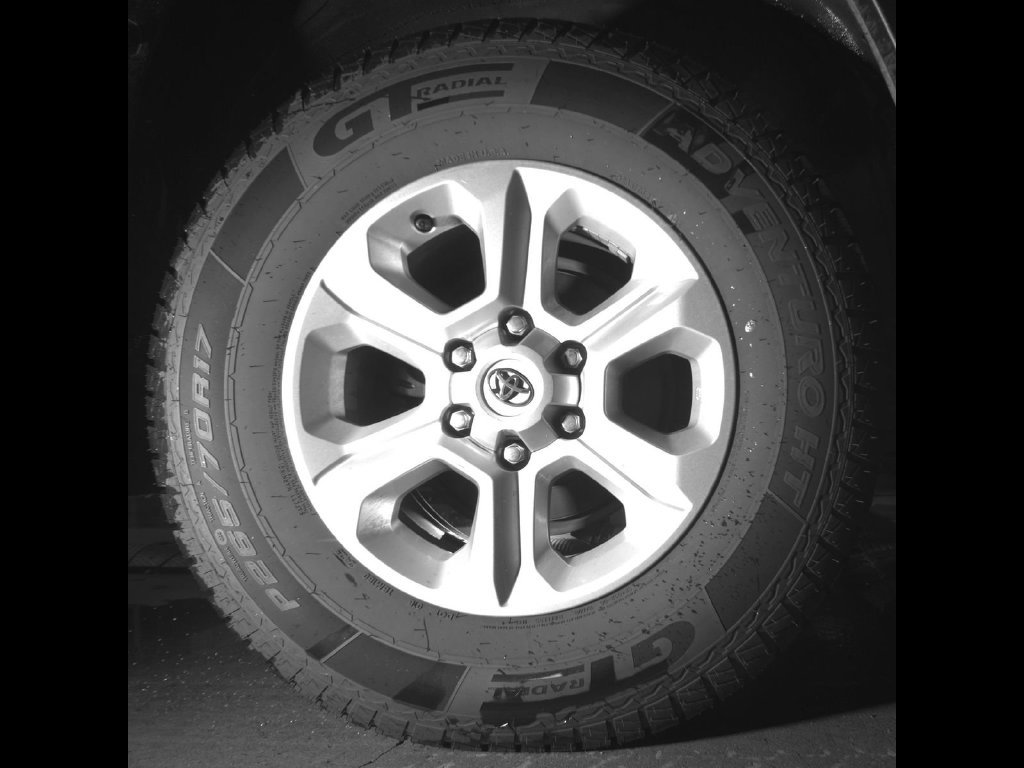 Used 2022 Toyota 4Runner SR5 AWD/4WD image 12