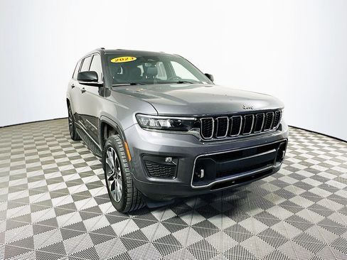 Certified 2023 Jeep Grand Cherokee L Overland w/ Luxury Tech Group IV image 2