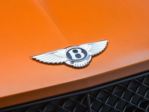 Certified 2022 Bentley Bentayga image 27