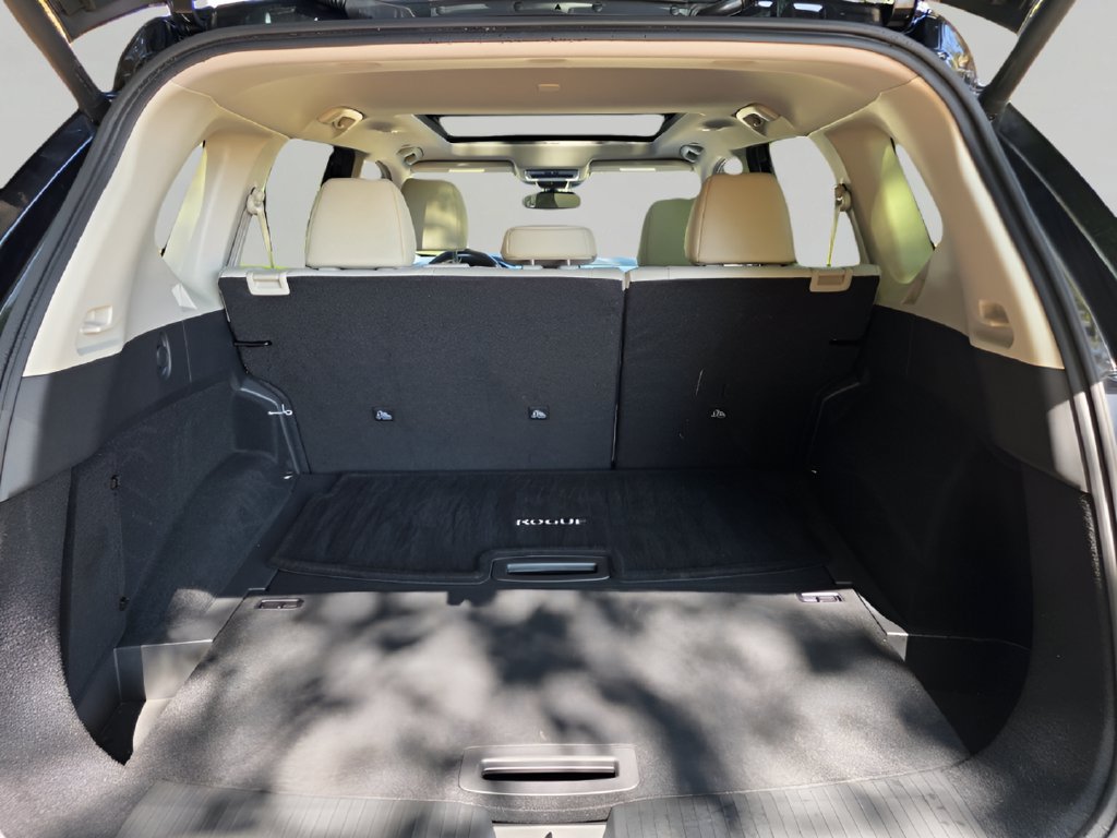 Used 2023 Nissan Rogue SL AWD/4WD image 6