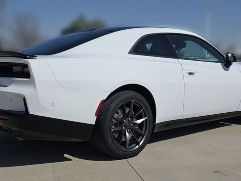 New 2026 Dodge Charger Scat Pack w/ Blacktop Package AWD/4WD image 5