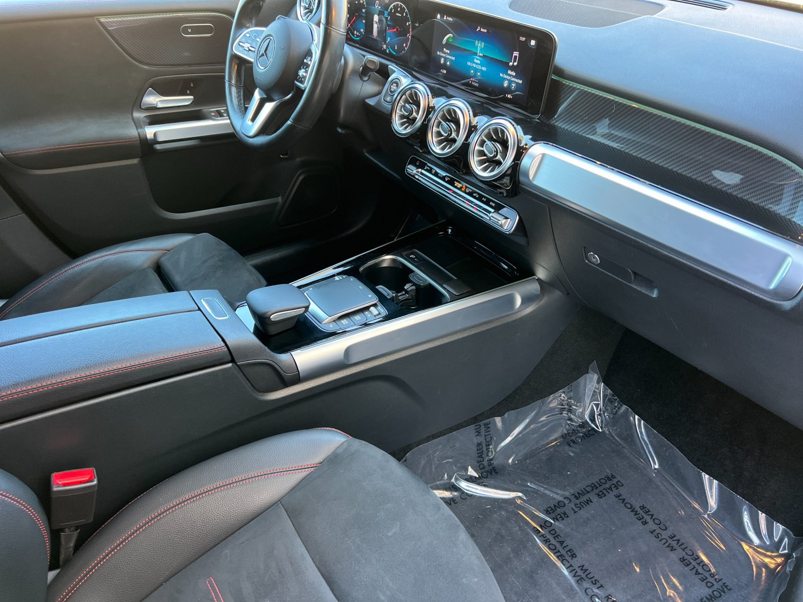 Used 2022 Mercedes-Benz GLB 250 image 15
