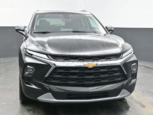 New 2026 Chevrolet Blazer LT w/ Sound & Technology Package FWD image 3