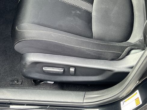 Used 2021 Honda Civic EX image 12