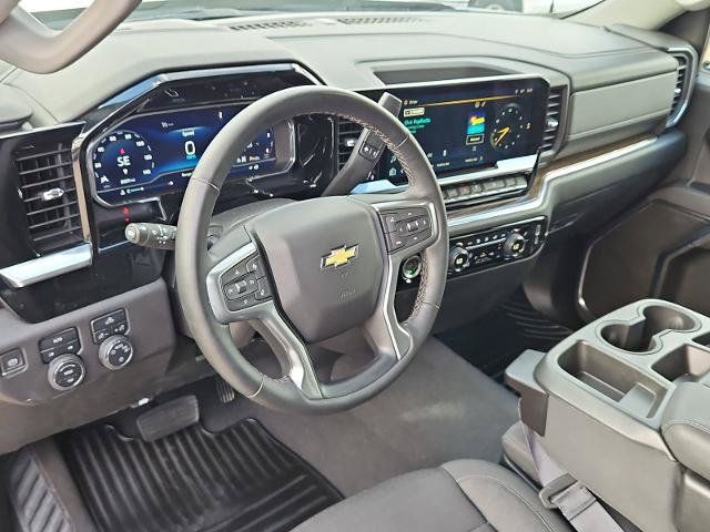 Used 2023 Chevrolet Silverado 1500 LT AWD/4WD image 9