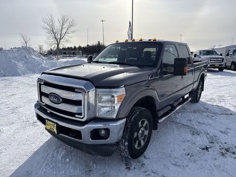 Used 2012 Ford F250 Lariat w/ Lariat Interior Pkg image 2