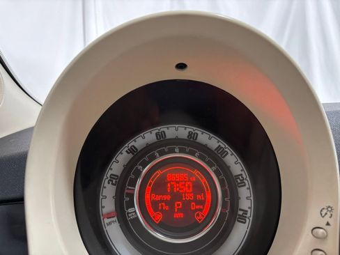 Used 2013 FIAT 500 Pop image 22