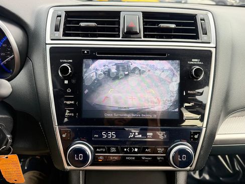 Used 2018 Subaru Outback 2.5i Premium AWD/4WD image 34