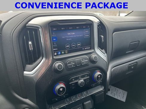 Used 2021 Chevrolet Silverado 2500 LT w/ Convenience Package image 14